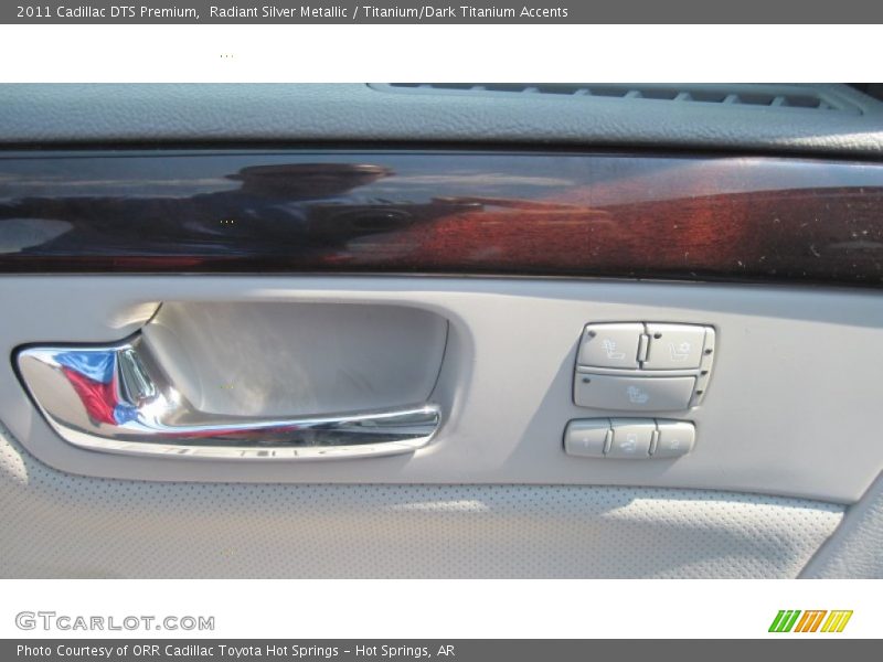 Radiant Silver Metallic / Titanium/Dark Titanium Accents 2011 Cadillac DTS Premium