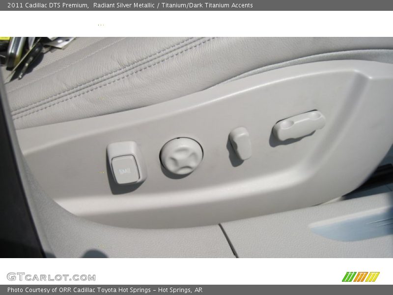 Radiant Silver Metallic / Titanium/Dark Titanium Accents 2011 Cadillac DTS Premium