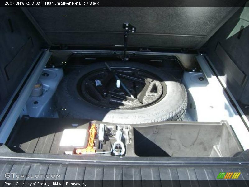 Titanium Silver Metallic / Black 2007 BMW X5 3.0si
