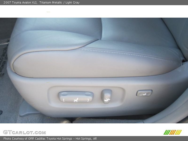Titanium Metallic / Light Gray 2007 Toyota Avalon XLS