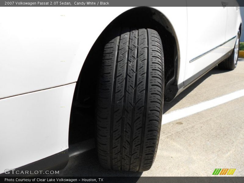 Candy White / Black 2007 Volkswagen Passat 2.0T Sedan