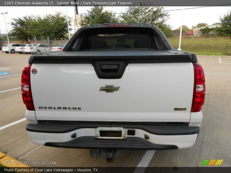 Summit White / Dark Titanium/Light Titanium 2007 Chevrolet Avalanche LT