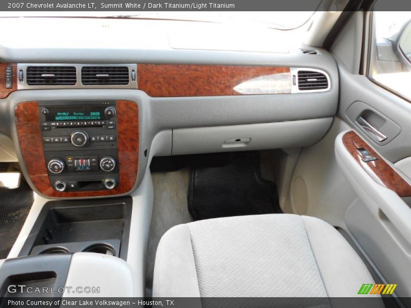 Summit White / Dark Titanium/Light Titanium 2007 Chevrolet Avalanche LT