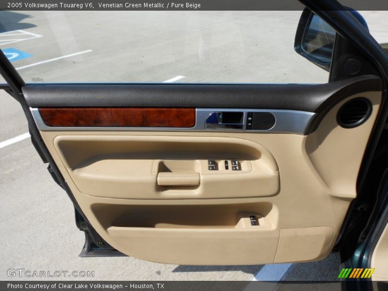 Door Panel of 2005 Touareg V6