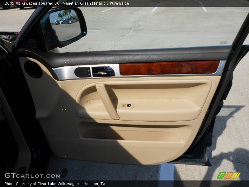Venetian Green Metallic / Pure Beige 2005 Volkswagen Touareg V6