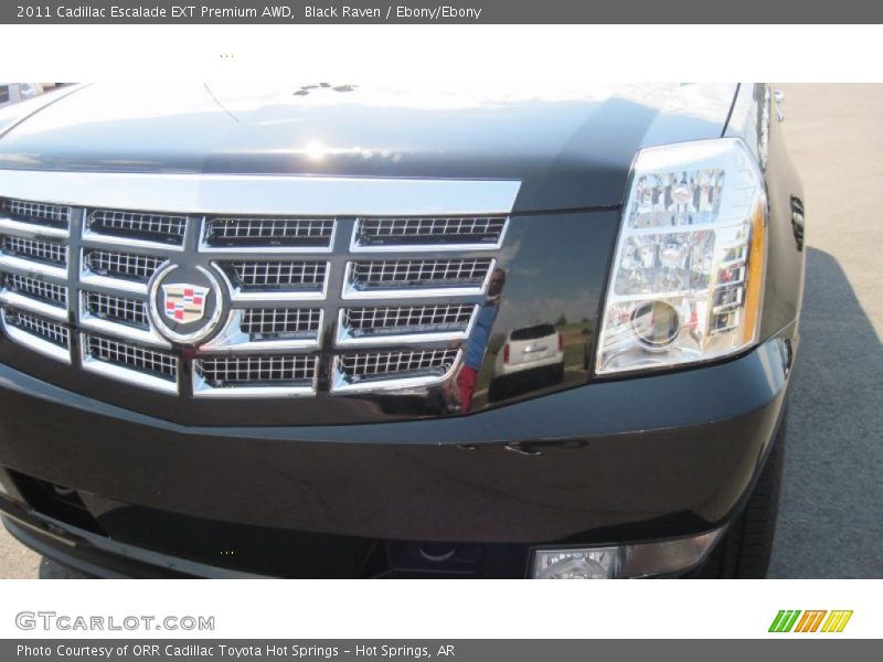 Black Raven / Ebony/Ebony 2011 Cadillac Escalade EXT Premium AWD