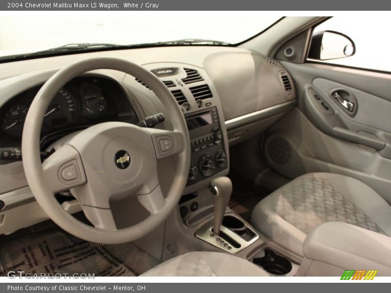 White / Gray 2004 Chevrolet Malibu Maxx LS Wagon