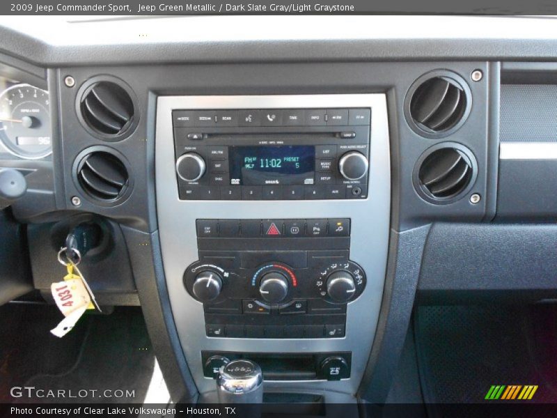 Jeep Green Metallic / Dark Slate Gray/Light Graystone 2009 Jeep Commander Sport
