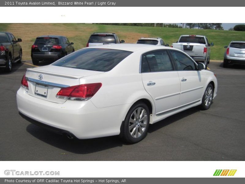 Blizzard White Pearl / Light Gray 2011 Toyota Avalon Limited