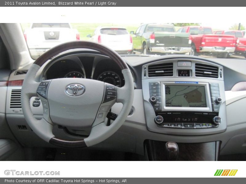 Blizzard White Pearl / Light Gray 2011 Toyota Avalon Limited