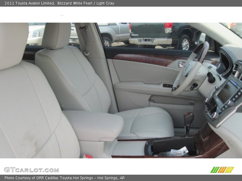 Blizzard White Pearl / Light Gray 2011 Toyota Avalon Limited