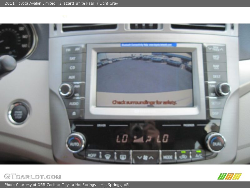 Blizzard White Pearl / Light Gray 2011 Toyota Avalon Limited