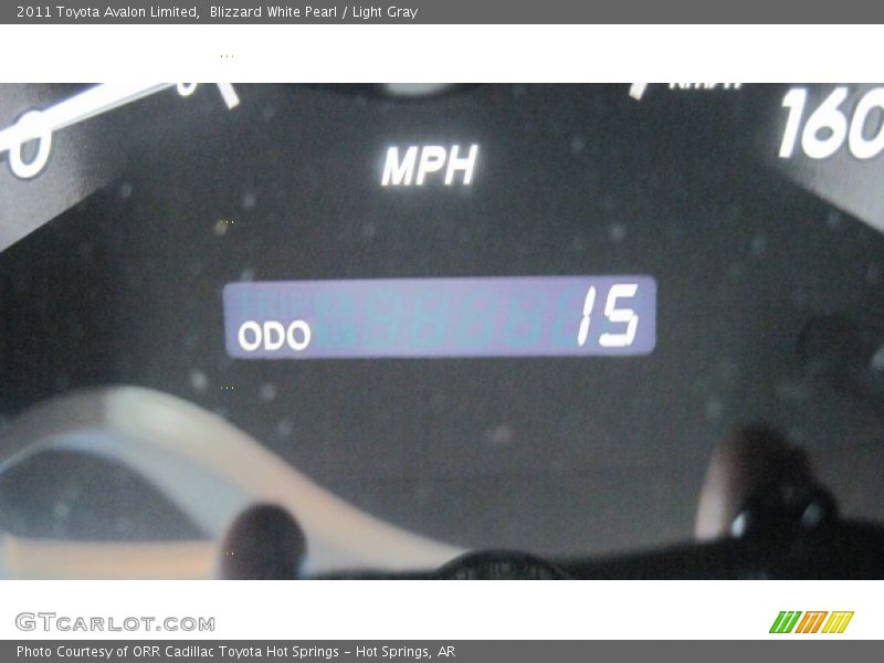Blizzard White Pearl / Light Gray 2011 Toyota Avalon Limited