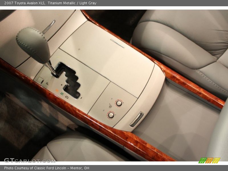 Titanium Metallic / Light Gray 2007 Toyota Avalon XLS
