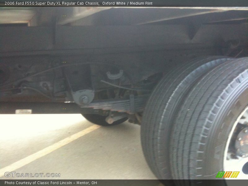 Oxford White / Medium Flint 2006 Ford F550 Super Duty XL Regular Cab Chassis