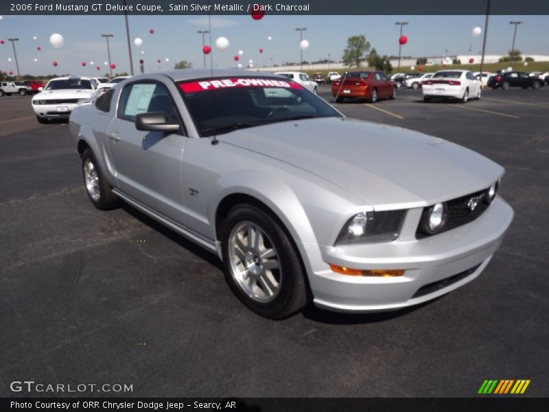 Front 3/4 View of 2006 Mustang GT Deluxe Coupe
