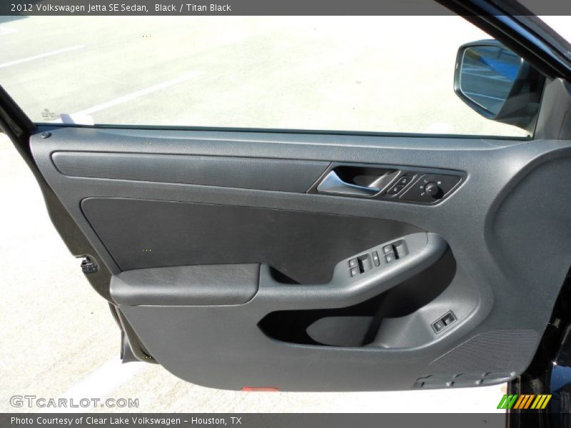 Black / Titan Black 2012 Volkswagen Jetta SE Sedan