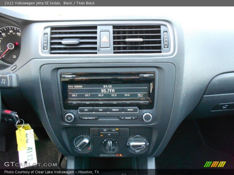 Black / Titan Black 2012 Volkswagen Jetta SE Sedan