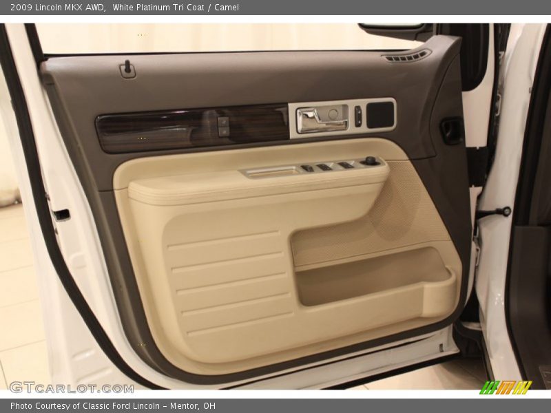 White Platinum Tri Coat / Camel 2009 Lincoln MKX AWD