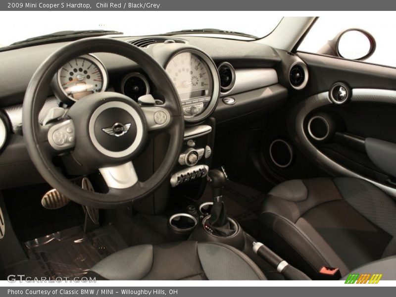 Chili Red / Black/Grey 2009 Mini Cooper S Hardtop