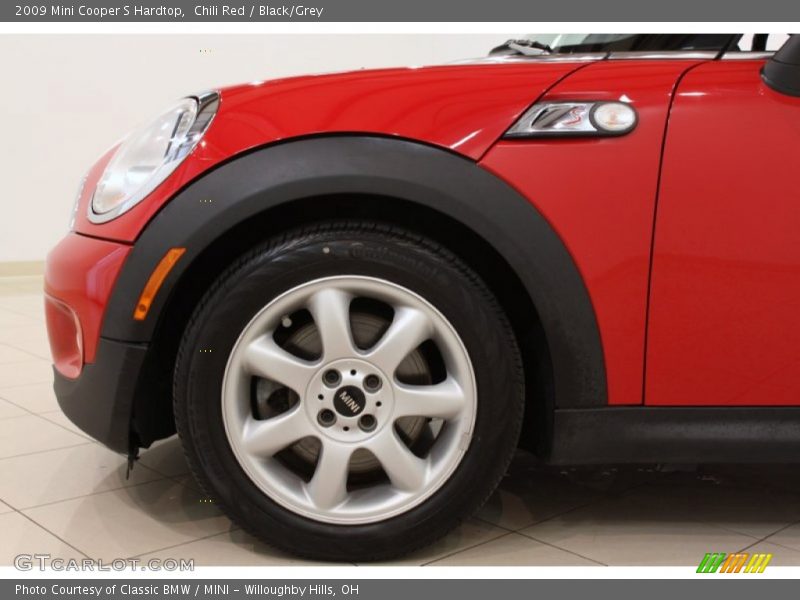 Chili Red / Black/Grey 2009 Mini Cooper S Hardtop