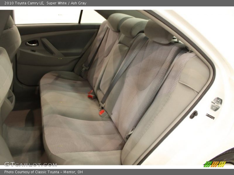 Super White / Ash Gray 2010 Toyota Camry LE