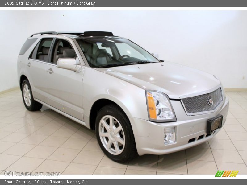 Light Platinum / Light Gray 2005 Cadillac SRX V6