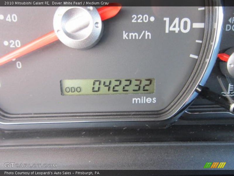 Dover White Pearl / Medium Gray 2010 Mitsubishi Galant FE
