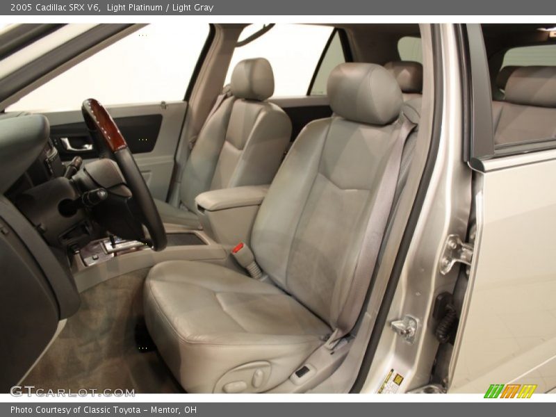 Light Platinum / Light Gray 2005 Cadillac SRX V6