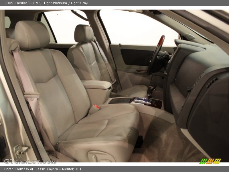 Light Platinum / Light Gray 2005 Cadillac SRX V6