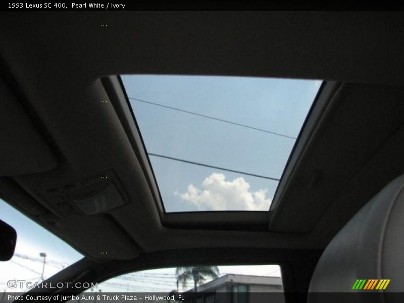 Pearl White / Ivory 1993 Lexus SC 400