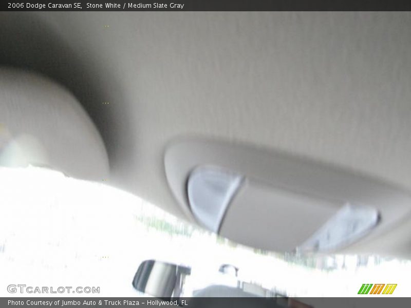 Stone White / Medium Slate Gray 2006 Dodge Caravan SE