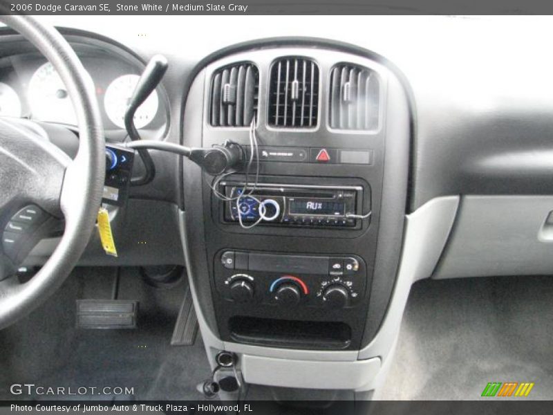 Stone White / Medium Slate Gray 2006 Dodge Caravan SE