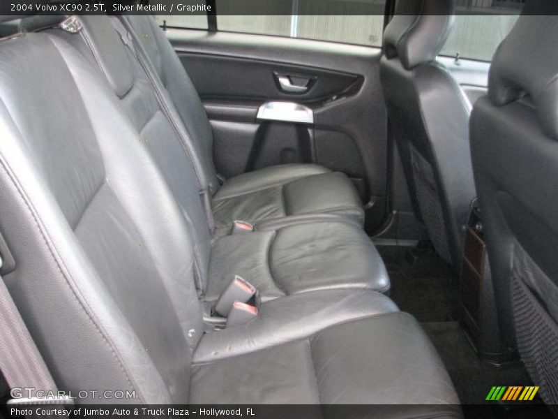 Silver Metallic / Graphite 2004 Volvo XC90 2.5T