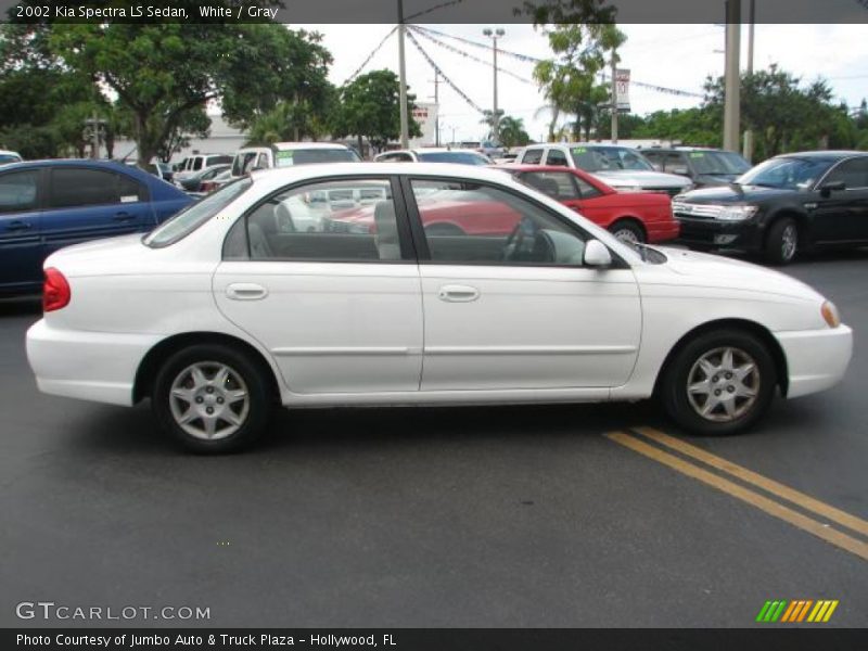 White / Gray 2002 Kia Spectra LS Sedan