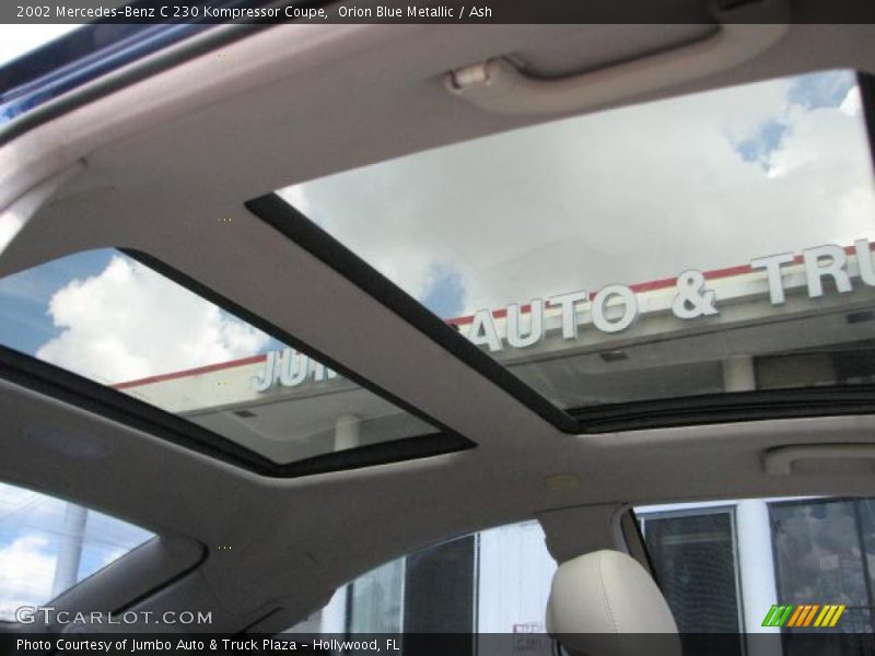 Sunroof of 2002 C 230 Kompressor Coupe