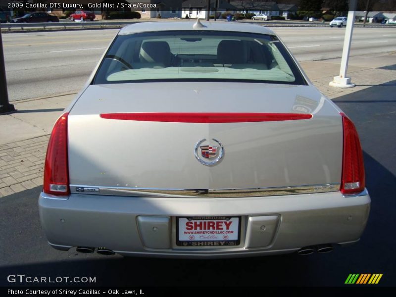 Gold Mist / Shale/Cocoa 2009 Cadillac DTS Luxury