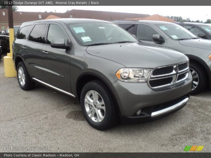 Front 3/4 View of 2012 Durango SXT AWD