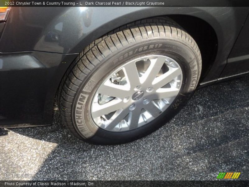 Dark Charcoal Pearl / Black/Light Graystone 2012 Chrysler Town & Country Touring - L