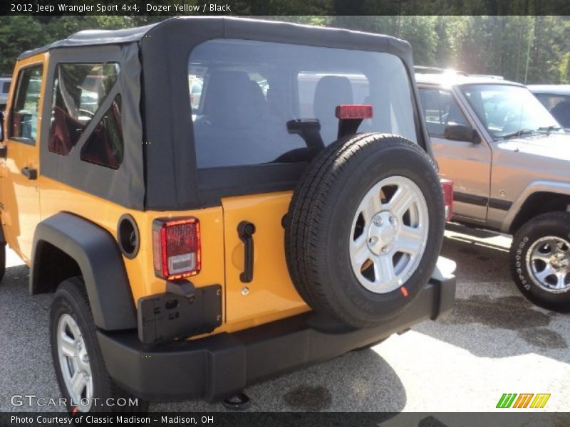 Dozer Yellow / Black 2012 Jeep Wrangler Sport 4x4