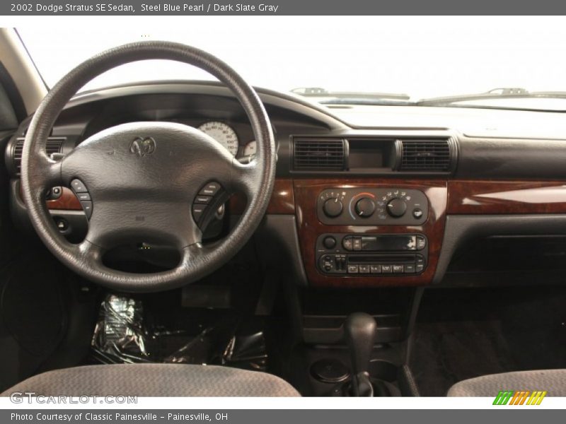 Dashboard of 2002 Stratus SE Sedan