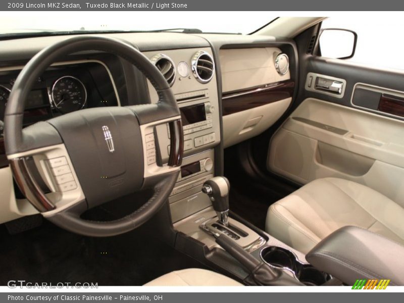 Tuxedo Black Metallic / Light Stone 2009 Lincoln MKZ Sedan