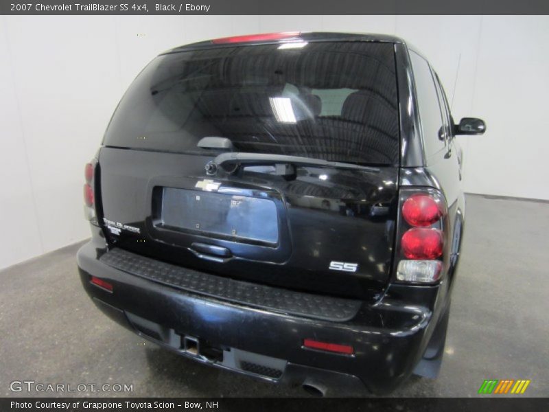 Black / Ebony 2007 Chevrolet TrailBlazer SS 4x4