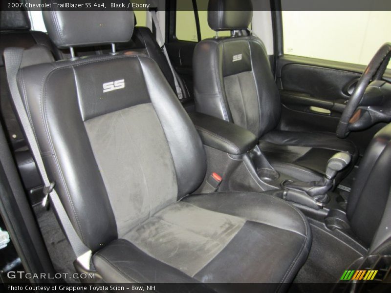  2007 TrailBlazer SS 4x4 Ebony Interior