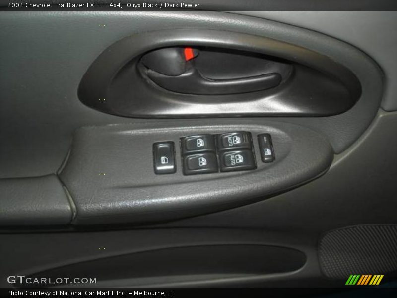 Onyx Black / Dark Pewter 2002 Chevrolet TrailBlazer EXT LT 4x4