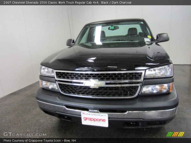 Black / Dark Charcoal 2007 Chevrolet Silverado 1500 Classic Work Truck Regular Cab 4x4