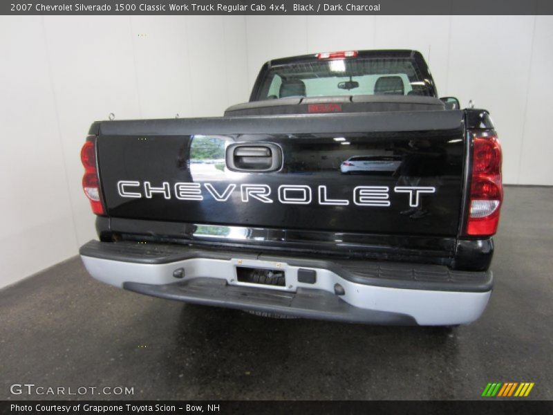Black / Dark Charcoal 2007 Chevrolet Silverado 1500 Classic Work Truck Regular Cab 4x4