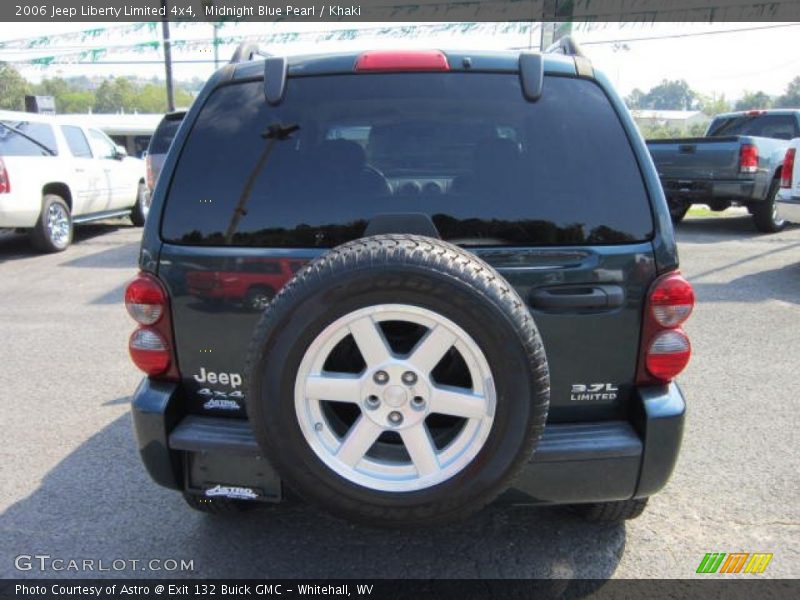 Midnight Blue Pearl / Khaki 2006 Jeep Liberty Limited 4x4