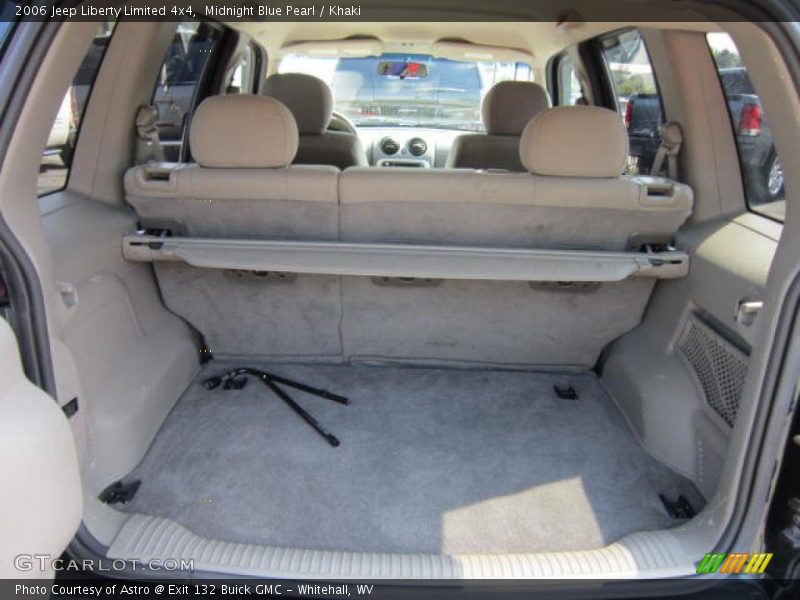 Midnight Blue Pearl / Khaki 2006 Jeep Liberty Limited 4x4