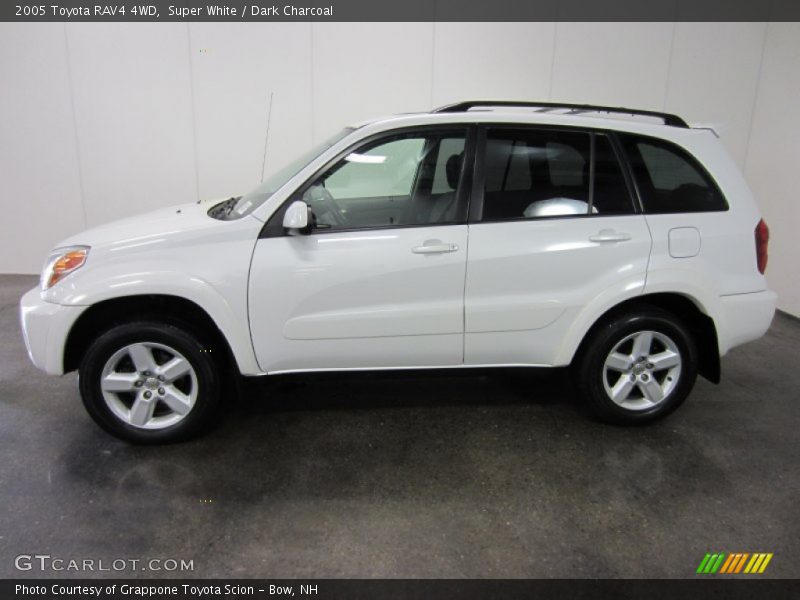Super White / Dark Charcoal 2005 Toyota RAV4 4WD